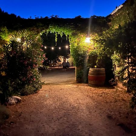 Domaine Faverot Maubec (Vaucluse) Exterior foto